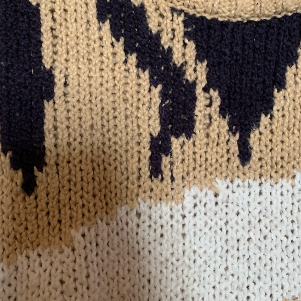 Cropped sweater - Picture 4 of 4